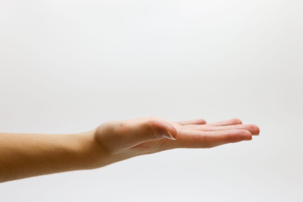 10 příčin brnění rukou a nohou: Co může znamenat? 4